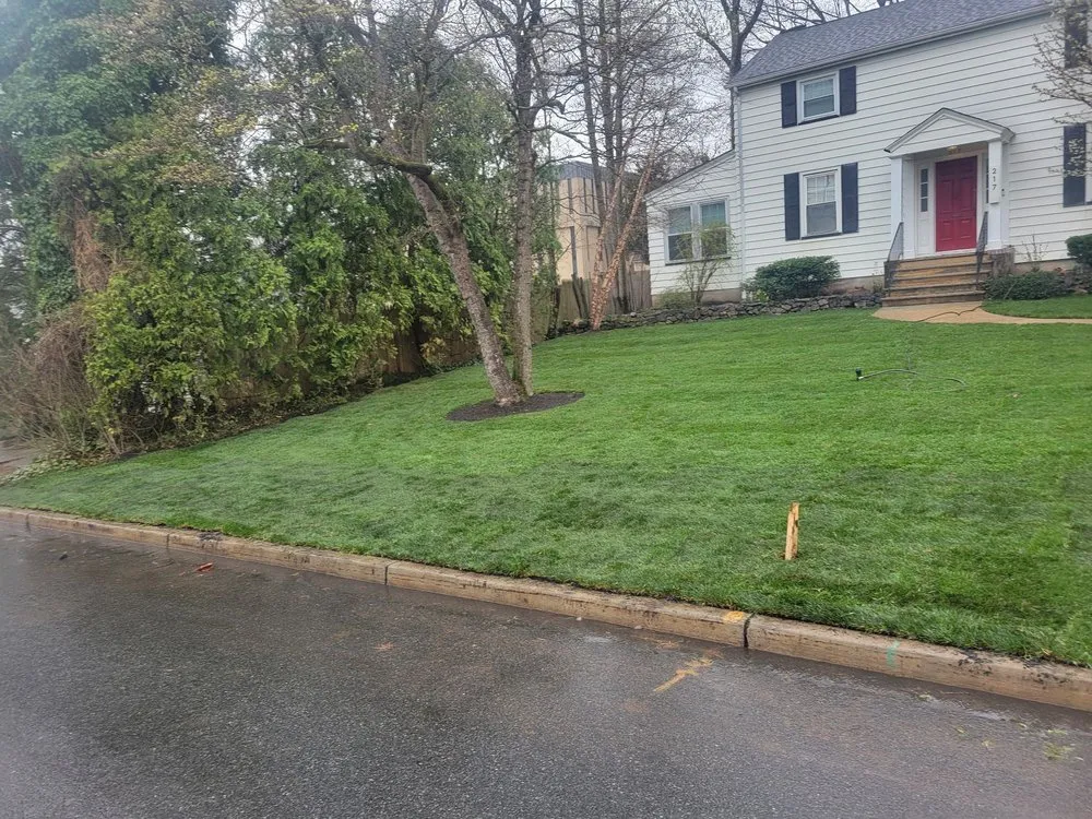 Local garden landscaping experts serving Summit, NJ - Benjamin Lawn Care