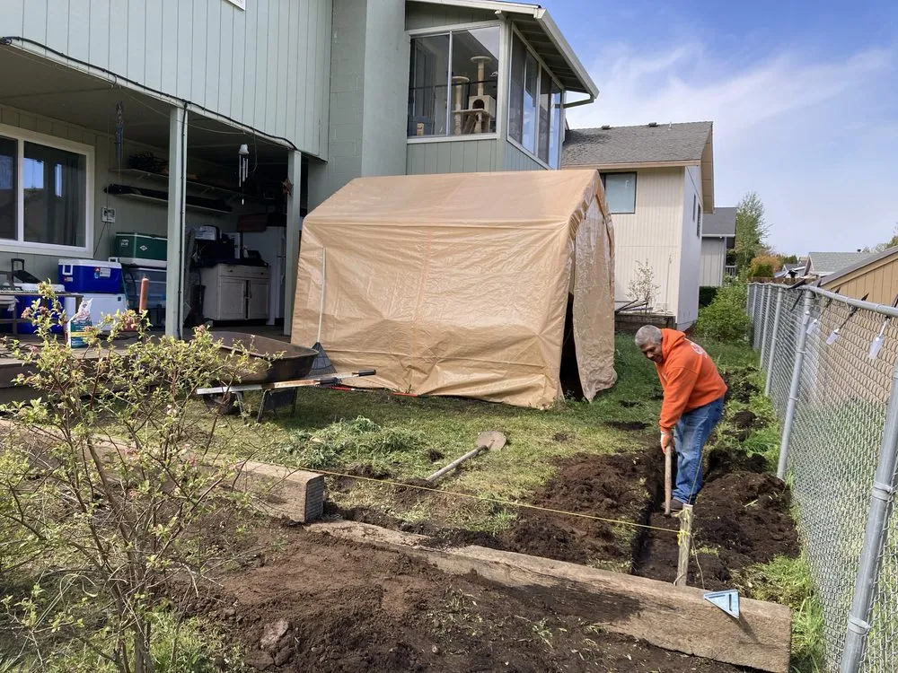 Affordable lawn mowing service in Independence, OR by Benjamins Outdoor Living