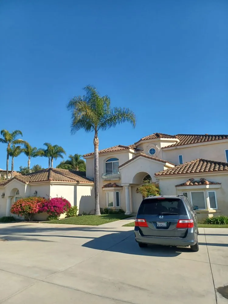 Local landscaping services in Moorpark, CA by Benjis trees &thing's