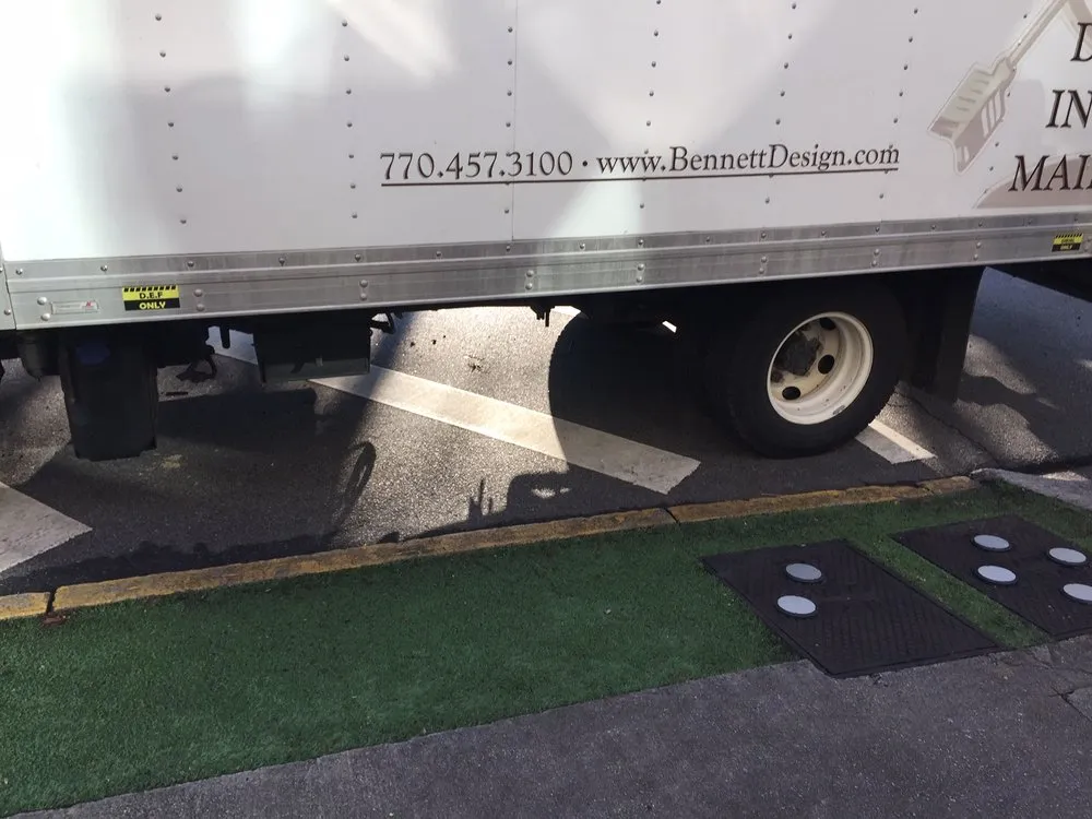 Reliable lawn care service for beautiful yards across Atlanta, GA - Bennett Design & Landscape