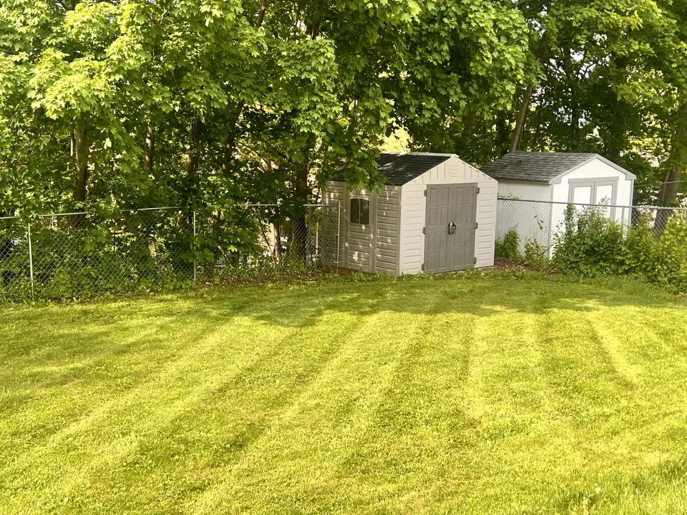 Custom yard cleanup service in Binghamton, NY by Bennett Landwork & Landscapes