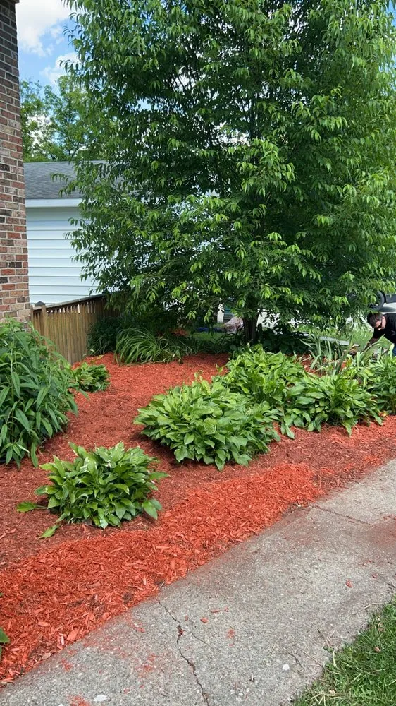 Custom lawn care service in Binghamton, NY - Bennett Landwork & Landscapes