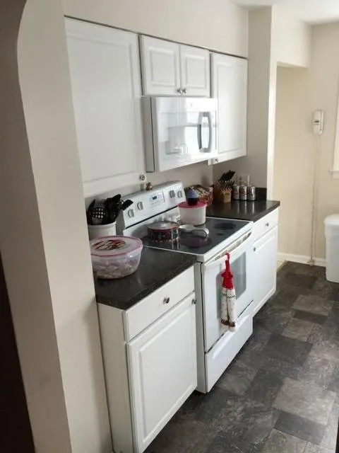 Professional landscape installation experts serving Kalamazoo, MI - Bennett Property Services