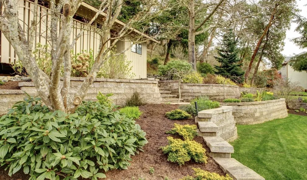 Affordable residential landscaping in Callahan, FL by Bennett's