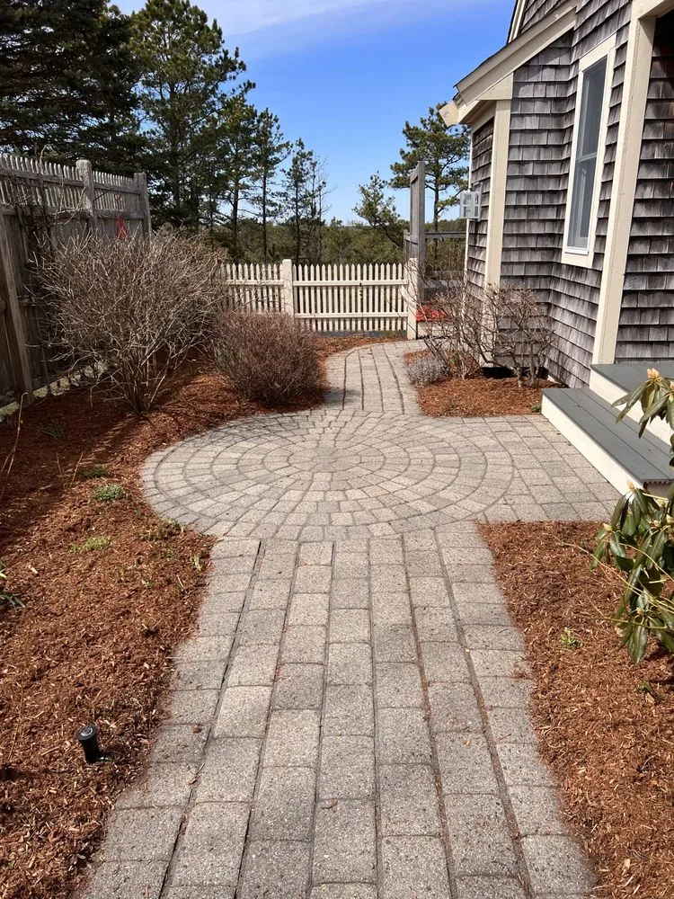Expert yard maintenance experts serving Kingston, MA - Bennett’s Landscape