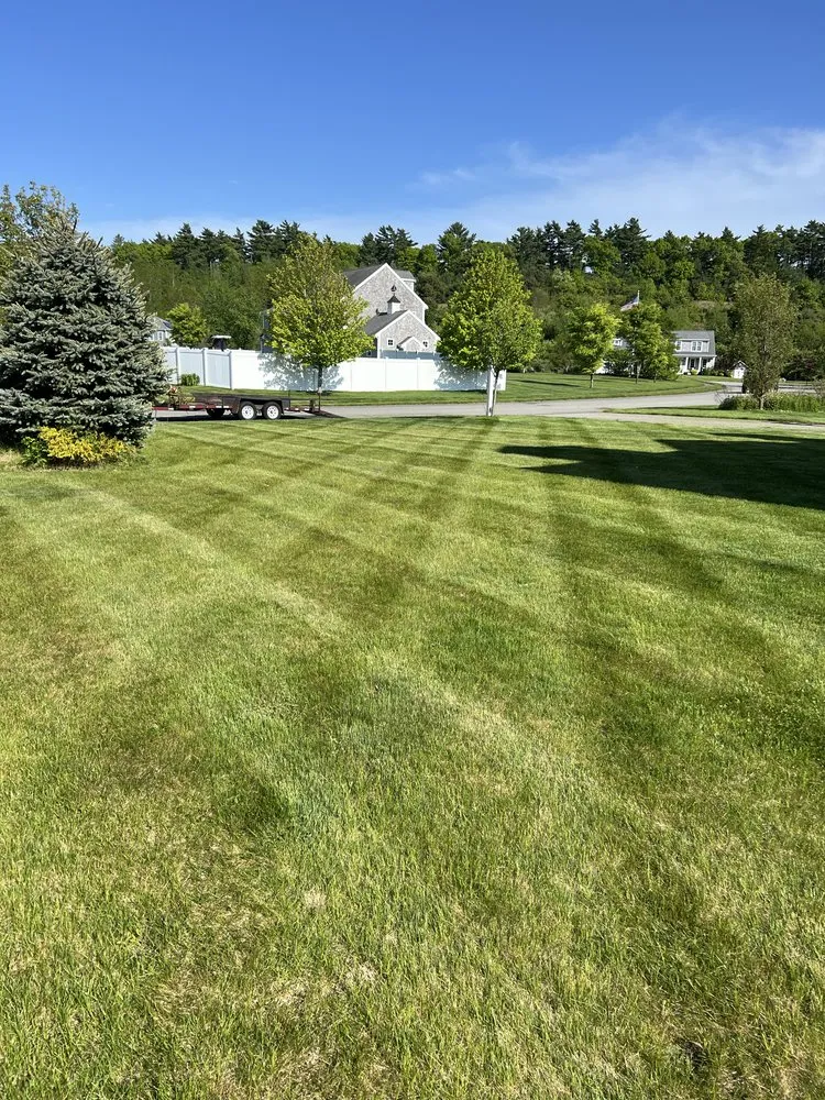Custom yard maintenance for beautiful yards in Kingston, MA by Bennett’s Landscape