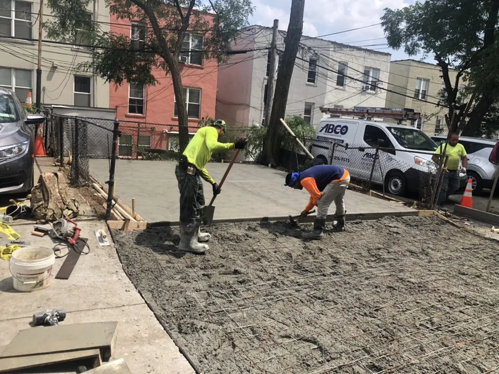 Local outdoor landscaping experts serving Brooklyn, NY - Benny’s Landscaping & Tree Service