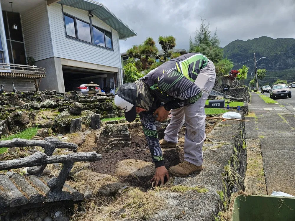 Local lawn mowing service in Honolulu, HI - Benny's Yard