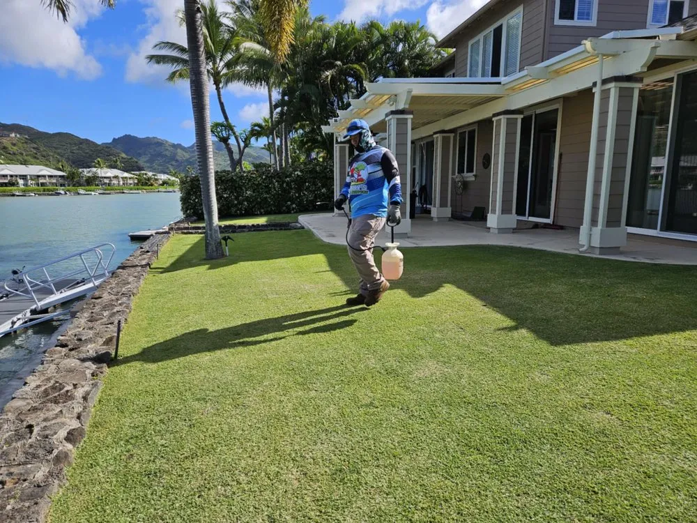 Expert lawn mowing service for homes in Urban Honolulu, HI by Benny's Yard Services