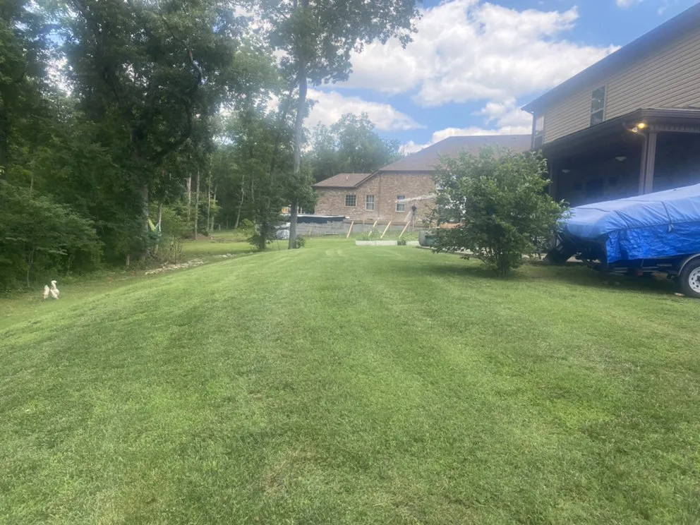 Custom garden landscaping in Smyrna, TN - Benoits Lawncare