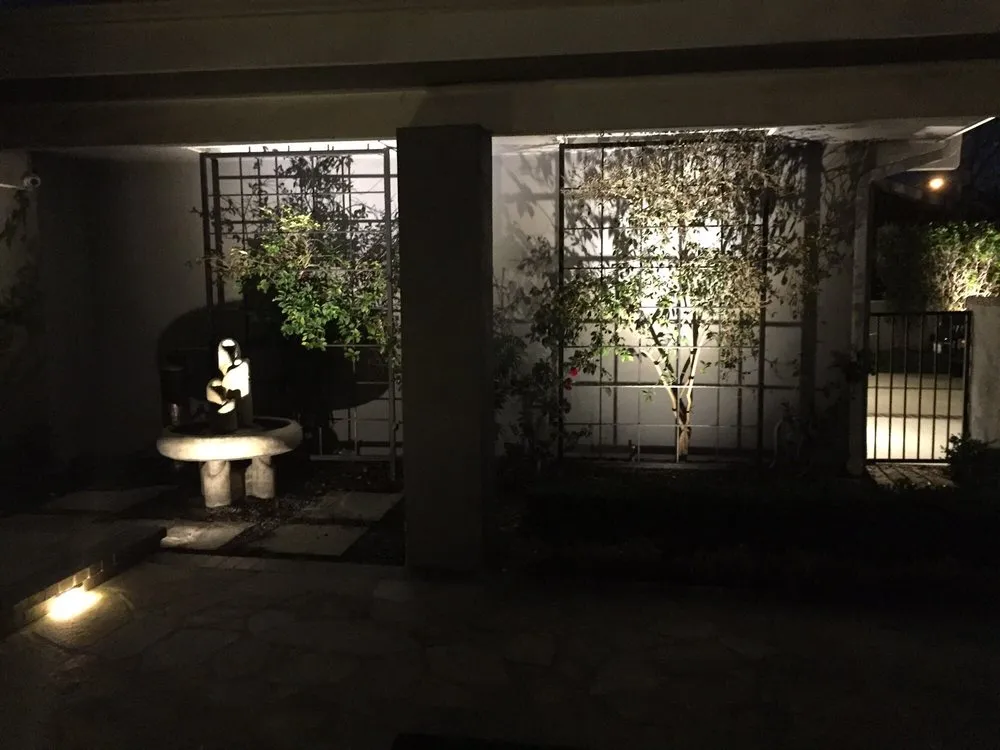 Reliable lawn care service for homes in Santa Ana, CA by BENPRO