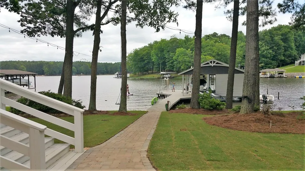 Affordable yard cleanup service experts serving Littleton, NC - Ben's Creek Nursery
