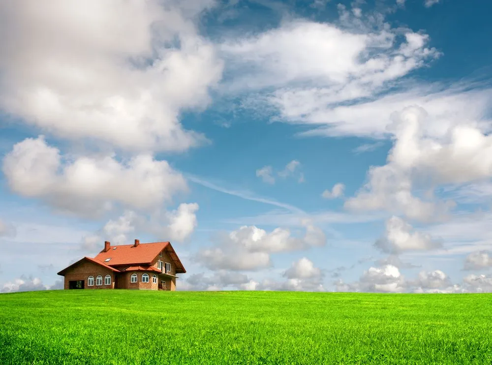 Professional residential landscaping for beautiful yards in Smithville, TN by Ben's Landscaping and Gutter Services