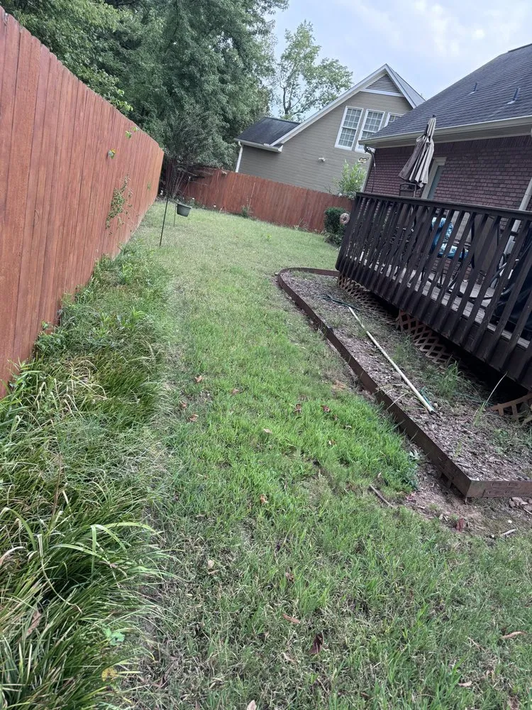 Custom landscape design in Decatur, AL by Ben’s Lawn Care & More