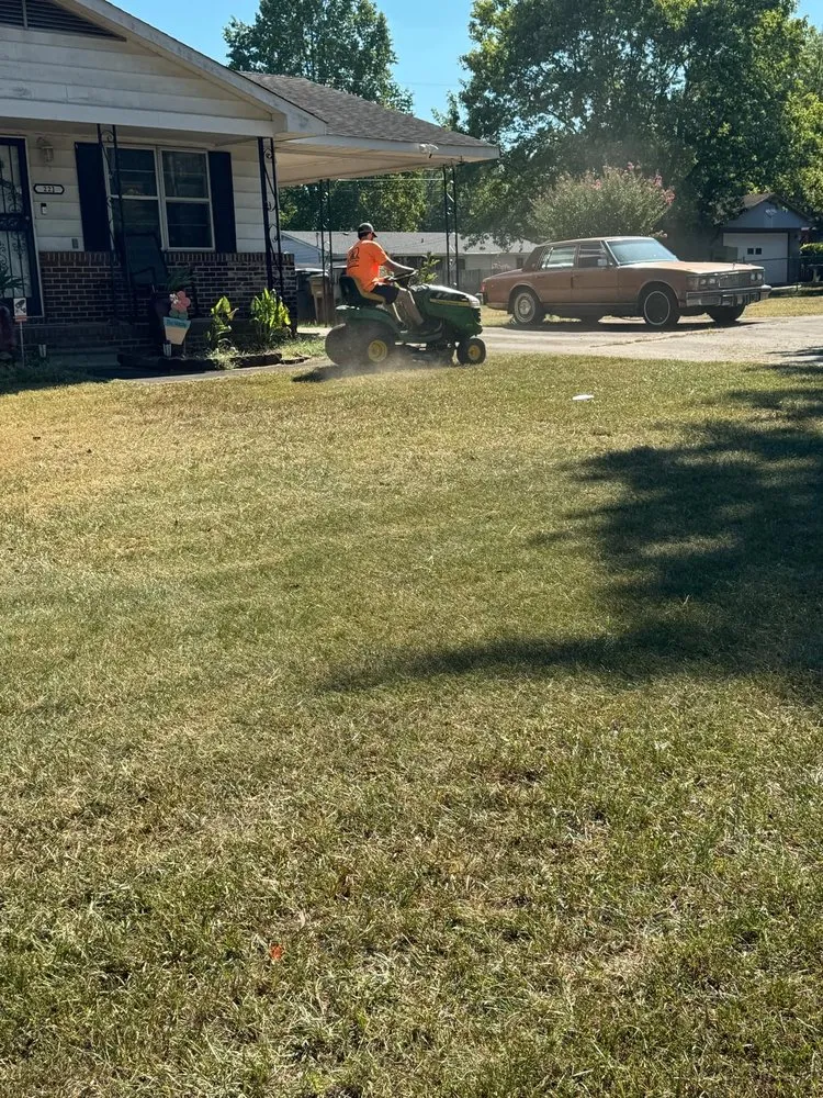 Top-rated landscaping services in Decatur, AL - Ben’s Lawn Care & More