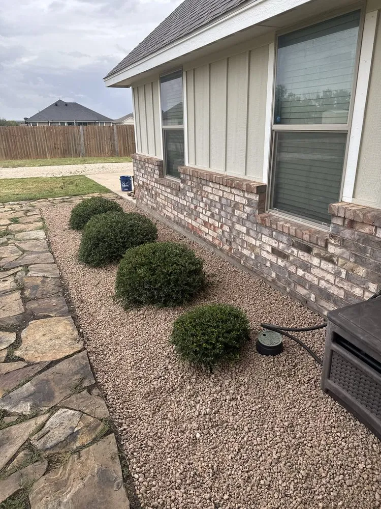 Custom yard cleanup service in Abilene, TX by Bens Lawn Care Service