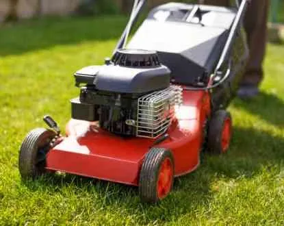 Trusted yard cleanup service experts serving Townsend, MA - Ben's Lawn Care