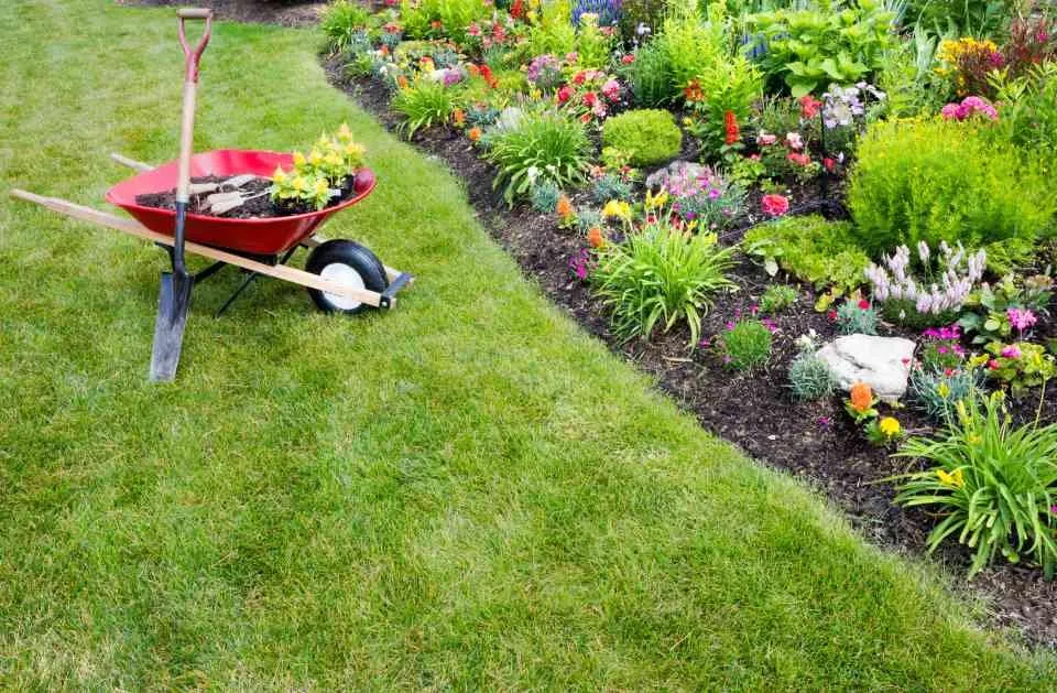 Trusted landscape installation for homes across Townsend, MA - Ben's Lawn Care