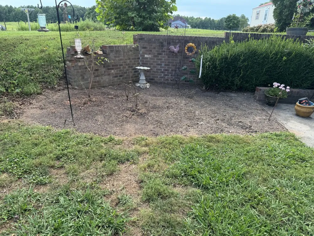 Local yard cleanup service for homes in Mocksville, NC by Benson Cuts