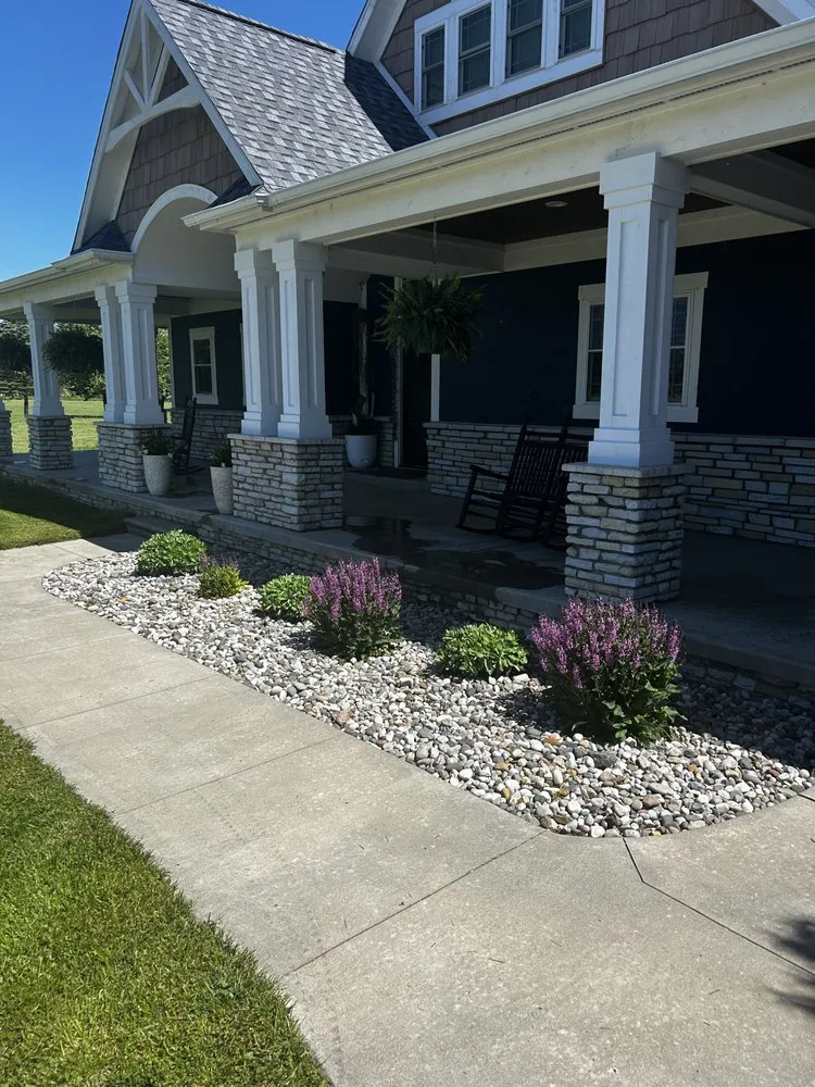 Reliable yard cleanup service in Goodrich, MI - Benson's Landscaping Services