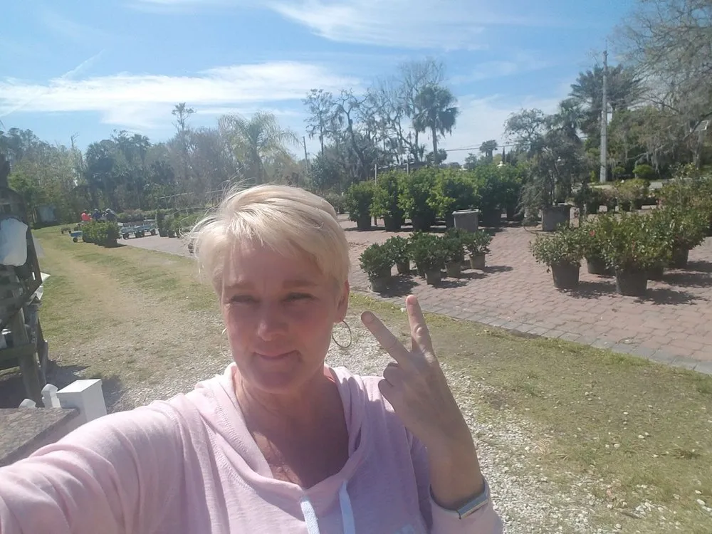 Professional yard cleanup service in Ponte Vedra Beach, FL by Bent Oak Nursery