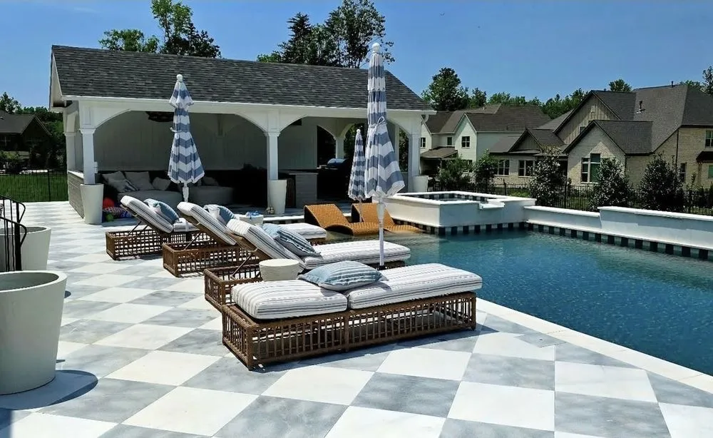 Top-rated lawn care service in Fort Mill, SC - Benton Outdoor Living