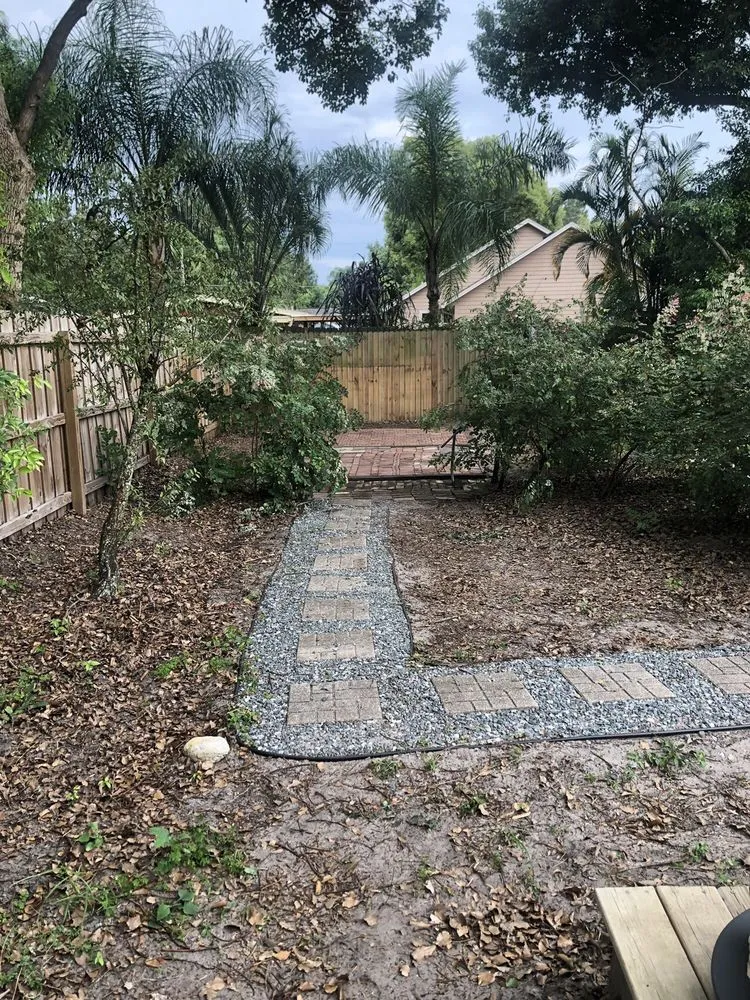 Top-rated lawn mowing service experts serving Orlando, FL - Benton Property Maintenance