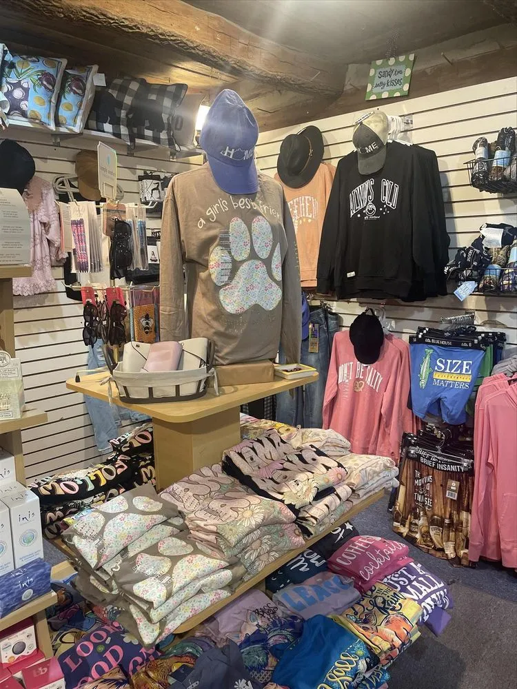 Reliable outdoor landscaping for year-round maintenance across Henderson, KY - Benton’s Garden and Landscaping Center & Sweet Peas Gift Shop