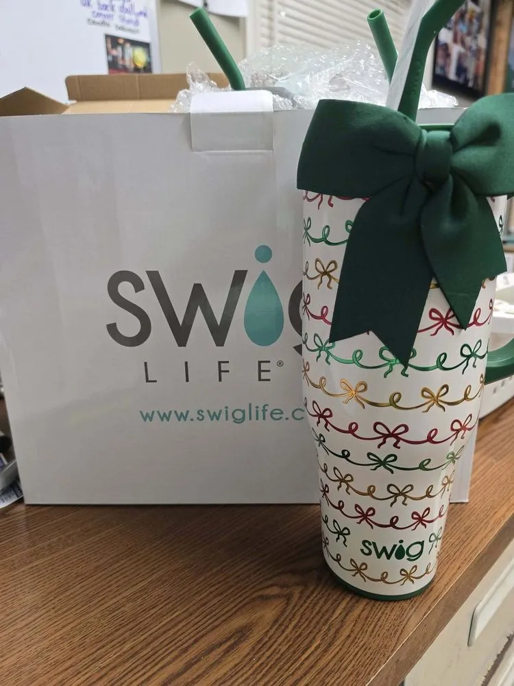 Expert lawn mowing service for residential properties in Henderson, KY by Benton’s Garden and Landscaping Center & Sweet Peas Gift Shop