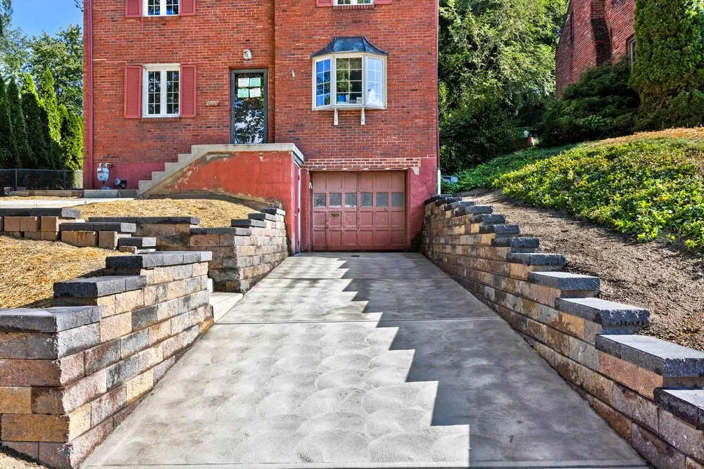 Affordable lawn care service in Pittsburgh, PA - Benvenuti Landscaping and Reconstruction