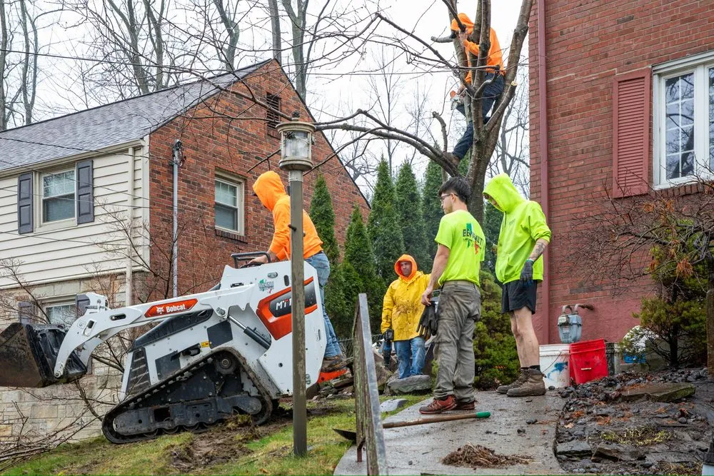 Trusted garden landscaping experts serving Pittsburgh, PA - Benvenuti Landscaping and Reconstruction