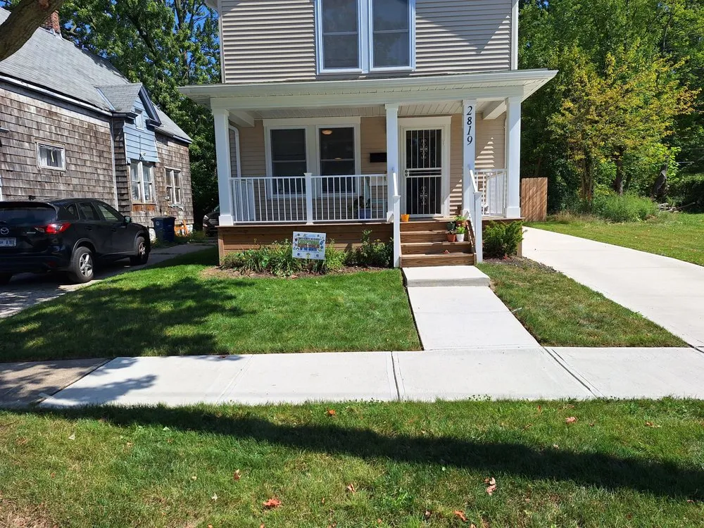 Affordable landscape design in Cleveland, OH - Benwood Grounds maintenance