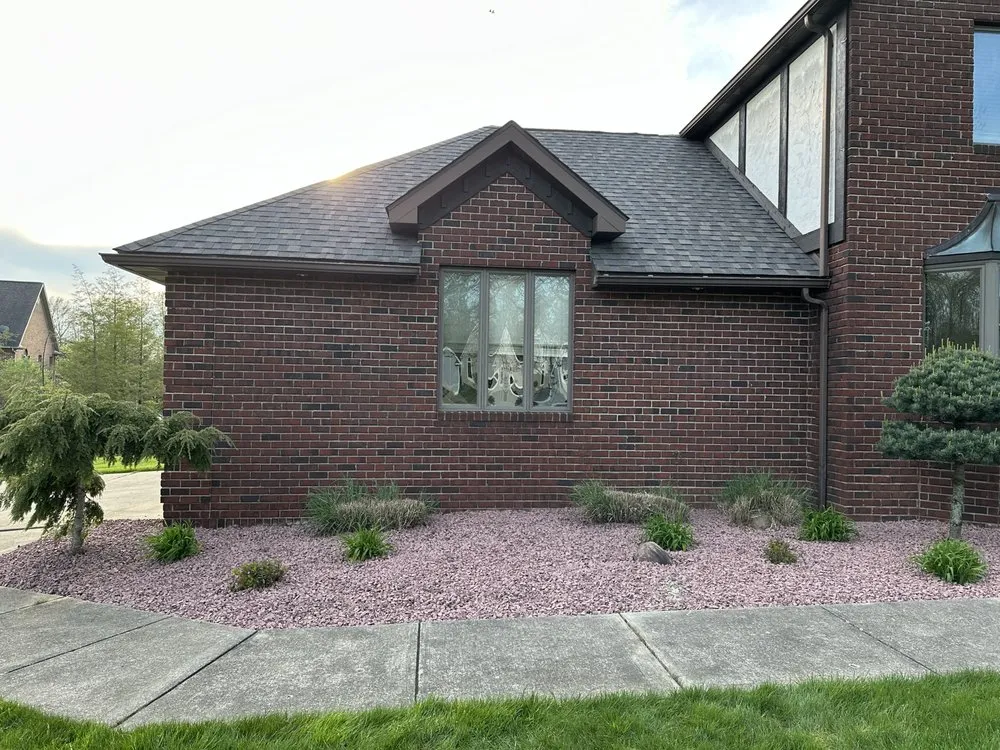 Reliable lawn mowing service experts serving New Castle, PA - Berardis Landscaping & Lawncare