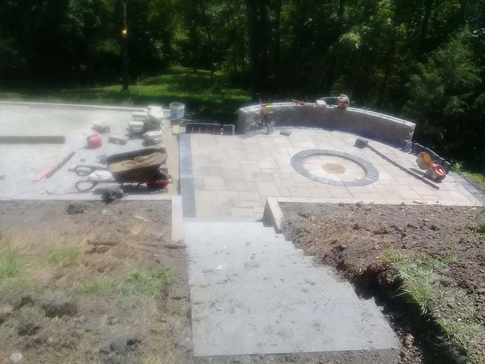 Local outdoor landscaping in Des Moines, IA - Berber Landscaping