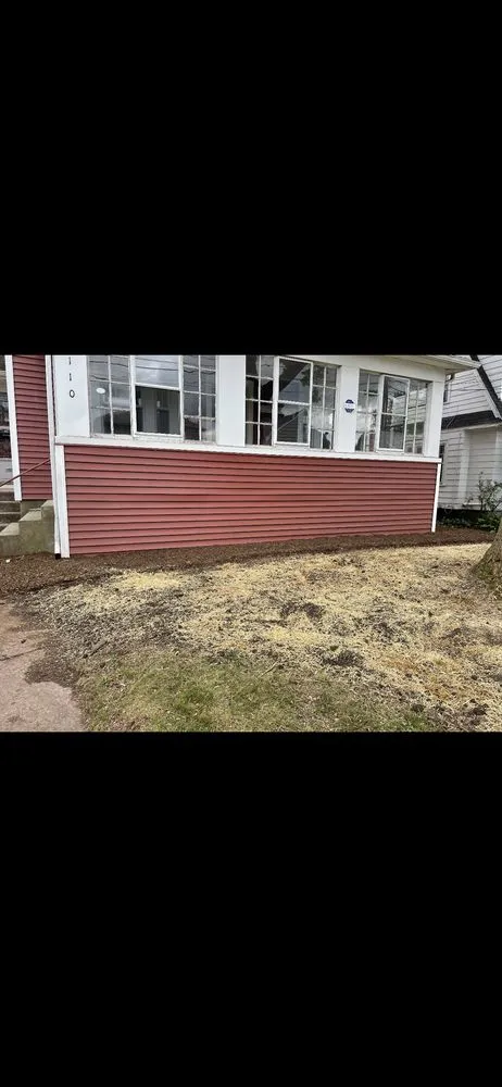 Affordable garden landscaping in Rocky Hill, CT by Berdecia Landscaping