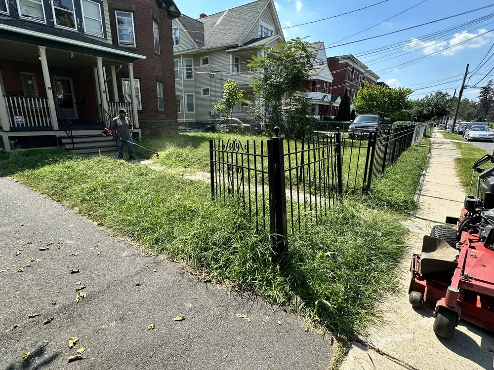 Local garden landscaping for residential properties in Rocky Hill, CT by Berdecia Landscaping