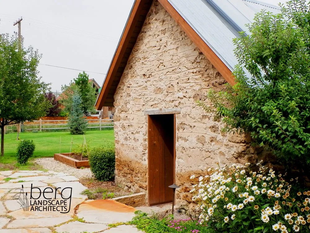 Professional yard maintenance experts serving Midway, UT - Berg Landscape Architects