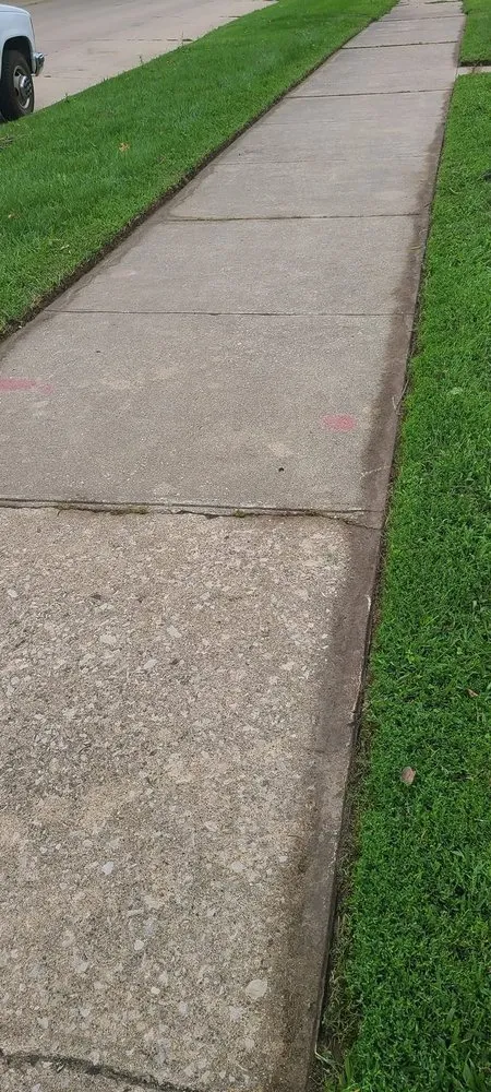 Top-rated lawn care service for beautiful yards across Osage, IA - Berge Lawn Care Services and More