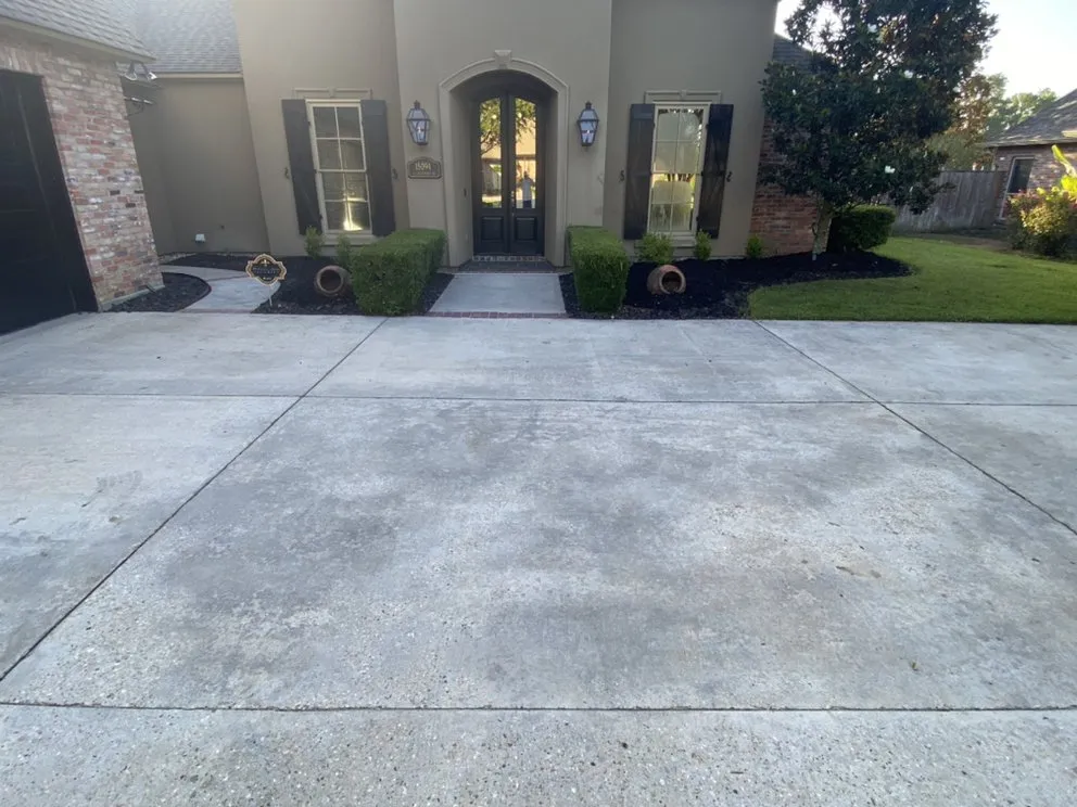 Affordable lawn mowing service for year-round maintenance across Covington, LA - Bergeron’s Lawn & Landscaping