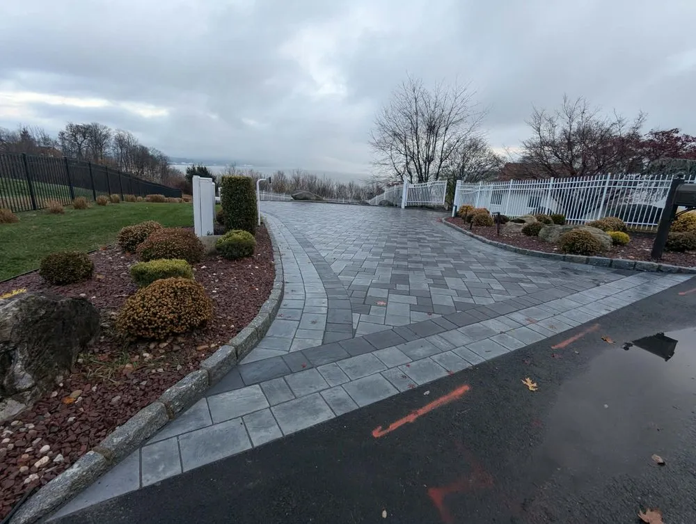 Reliable garden landscaping experts serving Scotchtown, NY - Bergin Property Management