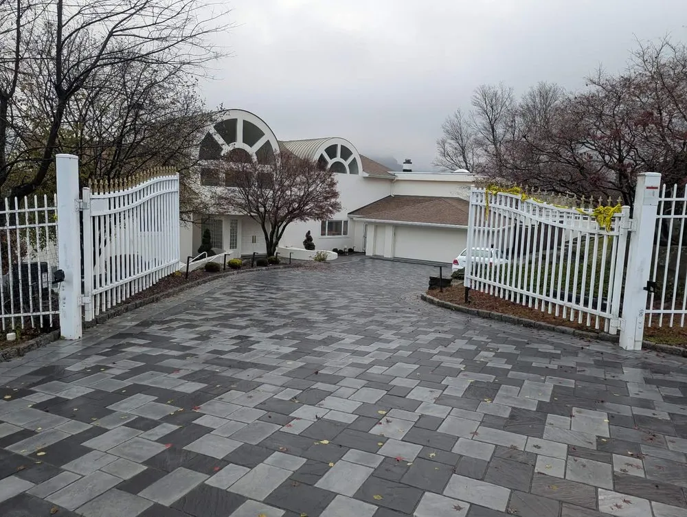 Affordable outdoor landscaping in Scotchtown, NY - Bergin Property Management