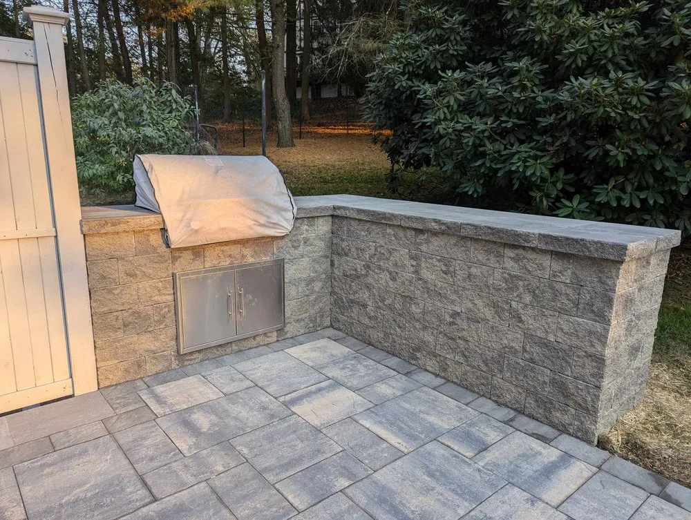 Professional outdoor landscaping in Scotchtown, NY - Bergin Property Management