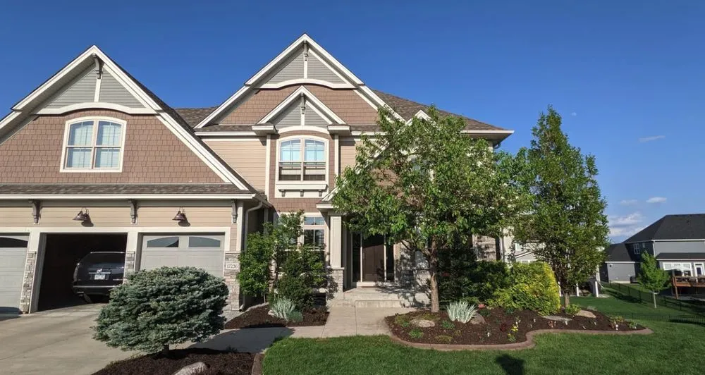 Top-rated lawn mowing service for beautiful yards across Monticello, MN - Berm Outdoor Services