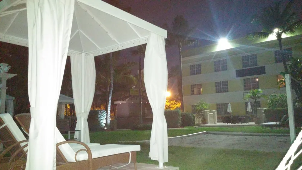 Local lawn mowing service in Saint Petersburg, FL by Berman's Botanicals