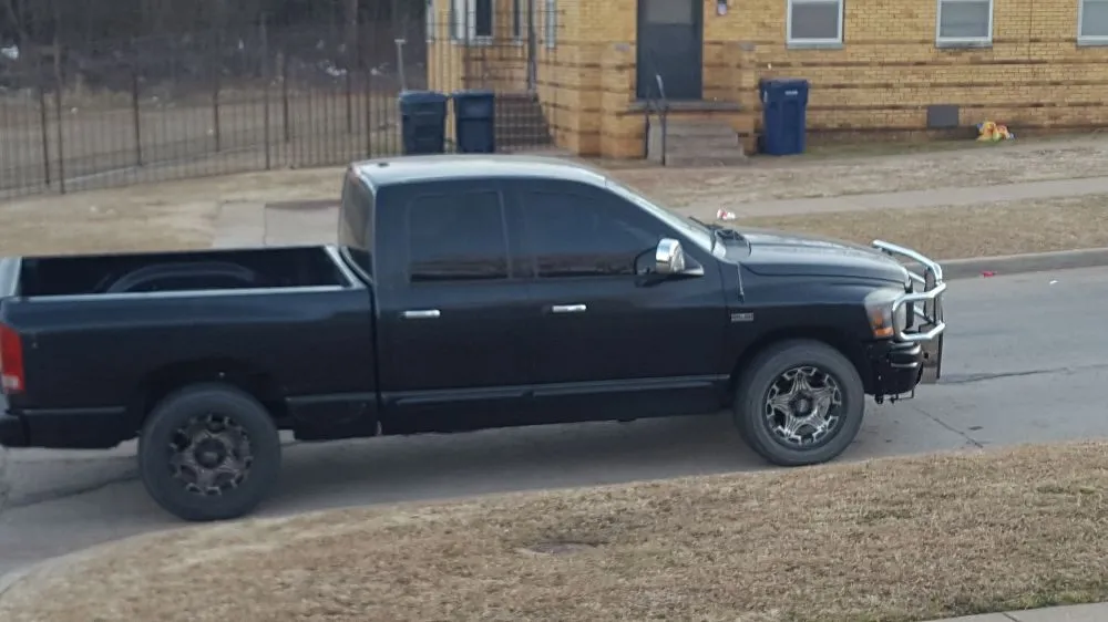 Custom lawn care service experts serving Oklahoma City, OK - Bermuda Blooms Lawn Care