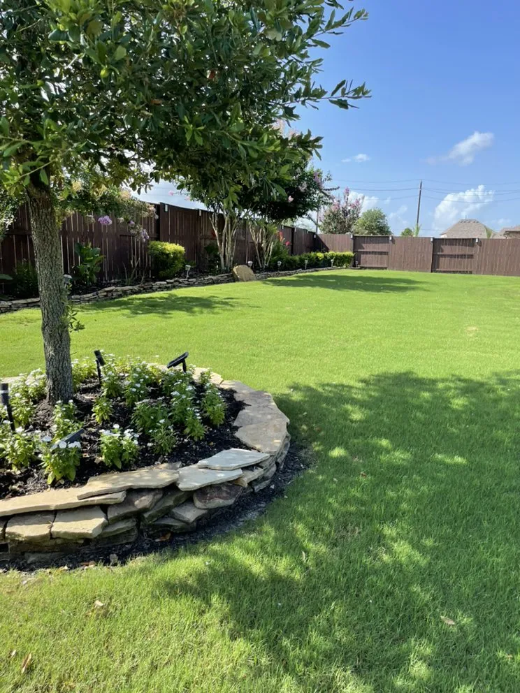 Custom garden landscaping for beautiful yards in Rosharon, TX by Bermuda Dude