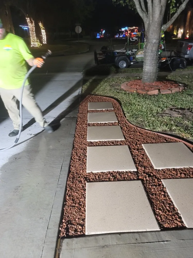 Top-rated outdoor landscaping in Rosharon, TX - Bermuda Dude