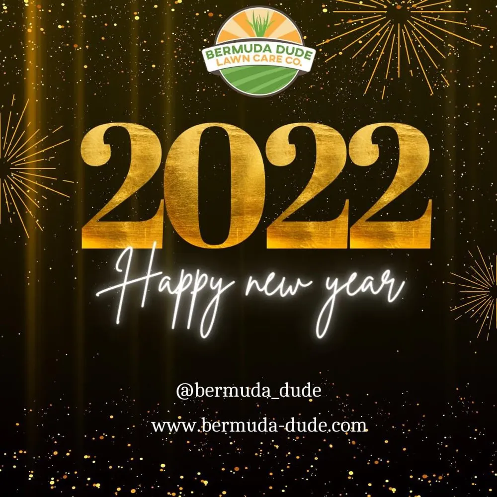 Custom lawn mowing service in Rosharon, TX - Bermuda Dude