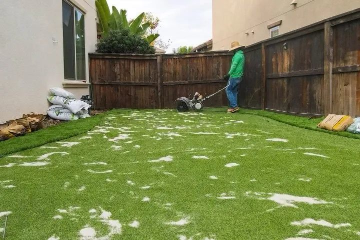 Custom outdoor landscaping near you in Lake Elsinore, CA by Bermudez Landscaping