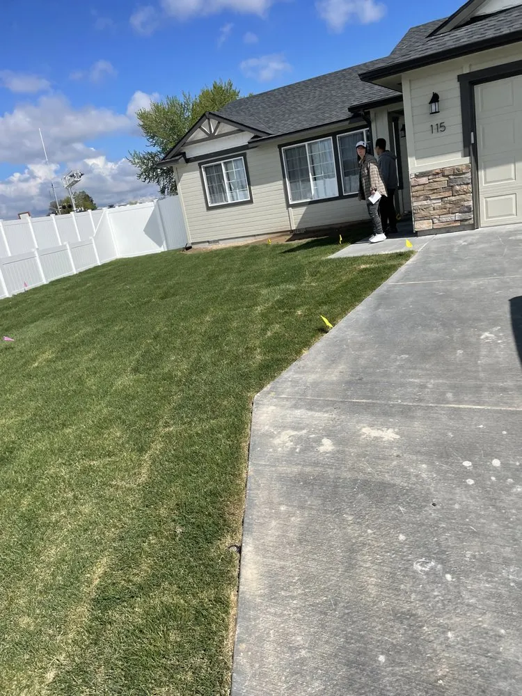 Top-rated landscape design in Fruitland, ID by Bernabe Landscaping